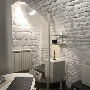 La Casa Di Alba , Napoli Italia