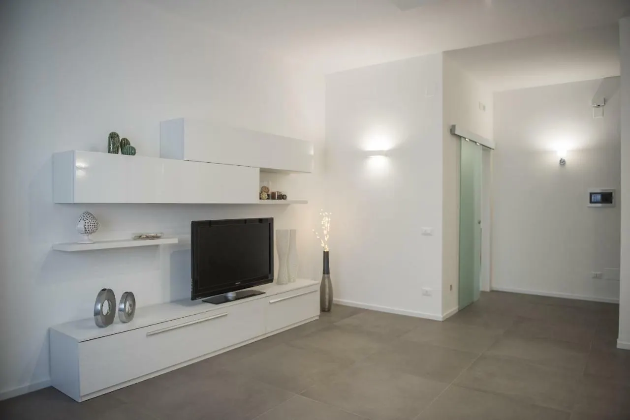 Parini Flat Apartment Lecce