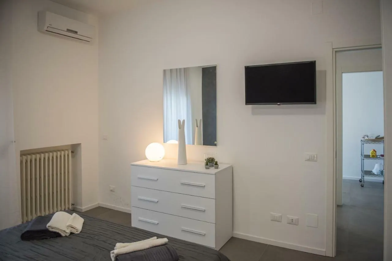 Parini Flat Apartment Lecce