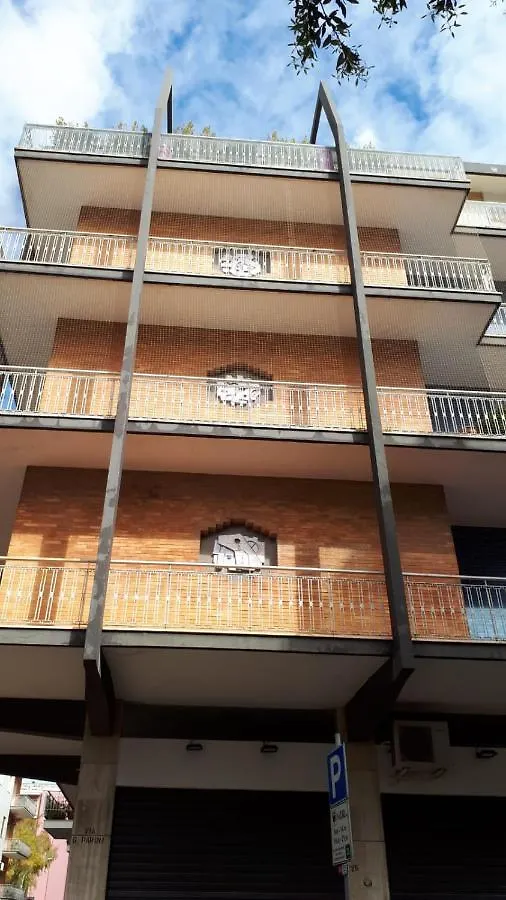 Parini Flat Apartment Lecce 0*,